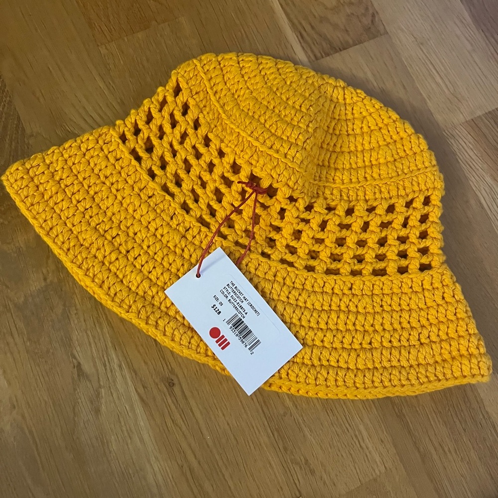 Solid & Striped Bucket Hat (Crochet)